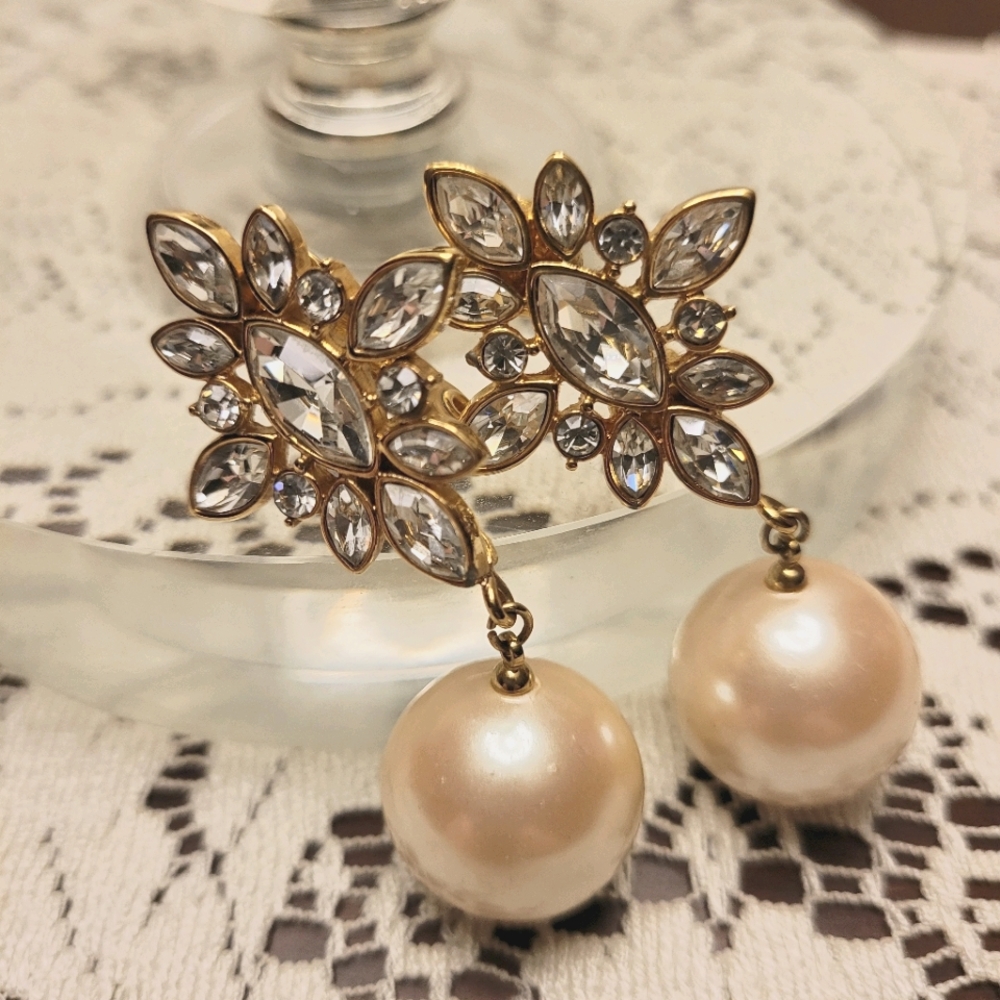 Vintage Monet RARE classic cocktail wedding earrings